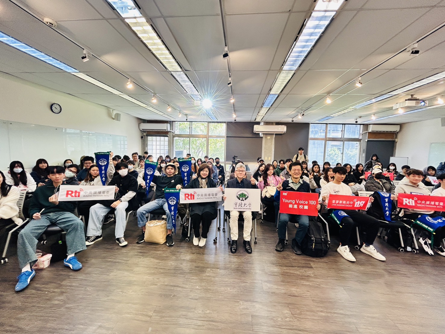 演講: 我的外語記者生涯