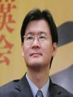 江岷欽照片